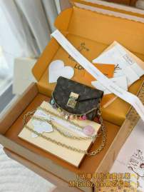 Picture of Louis Vuitton Handbags _SKUfw242319843fw